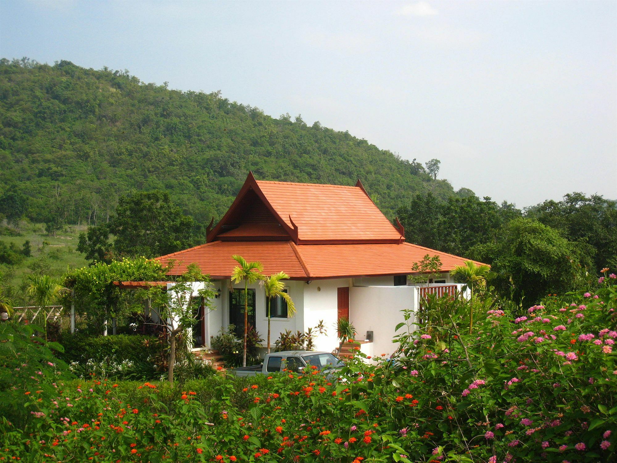 Mountain Breeze Villa Pran Buri Exteriör bild